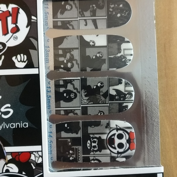 Little Vampires Nail Wraps - Picture 2 of 2